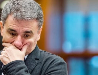 Αμηχανία στην κυβέρνηση με τις αντιδράσεις για την «τρύπα» 5,3 δισ. - Επιτίθενται στις Βρυξέλλες